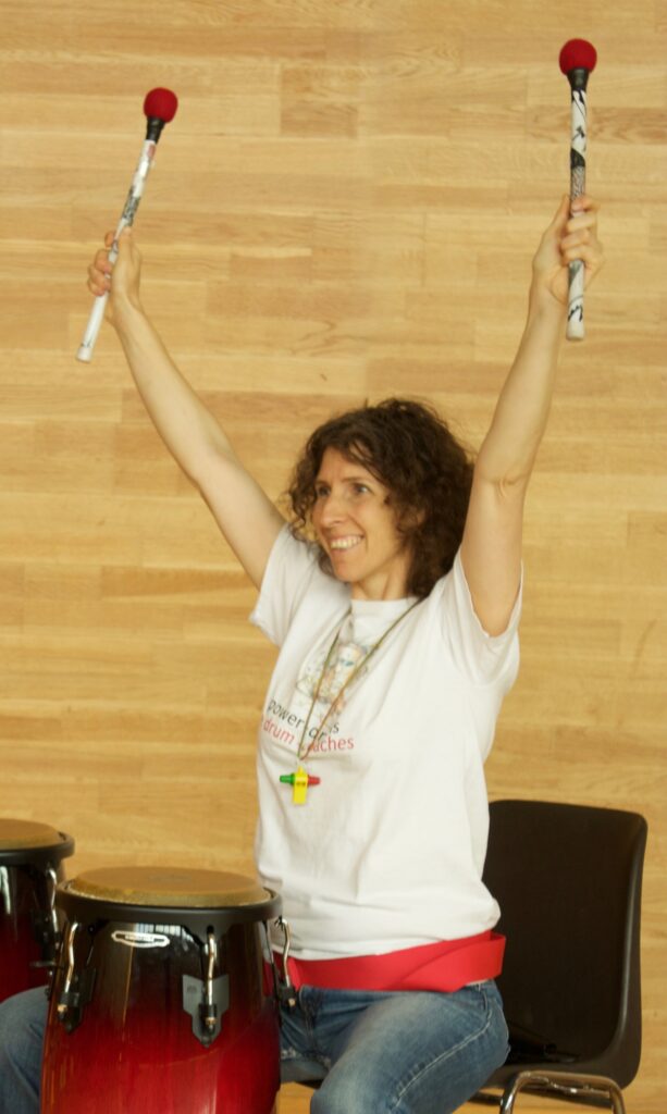 Angela Front 613x1024 1